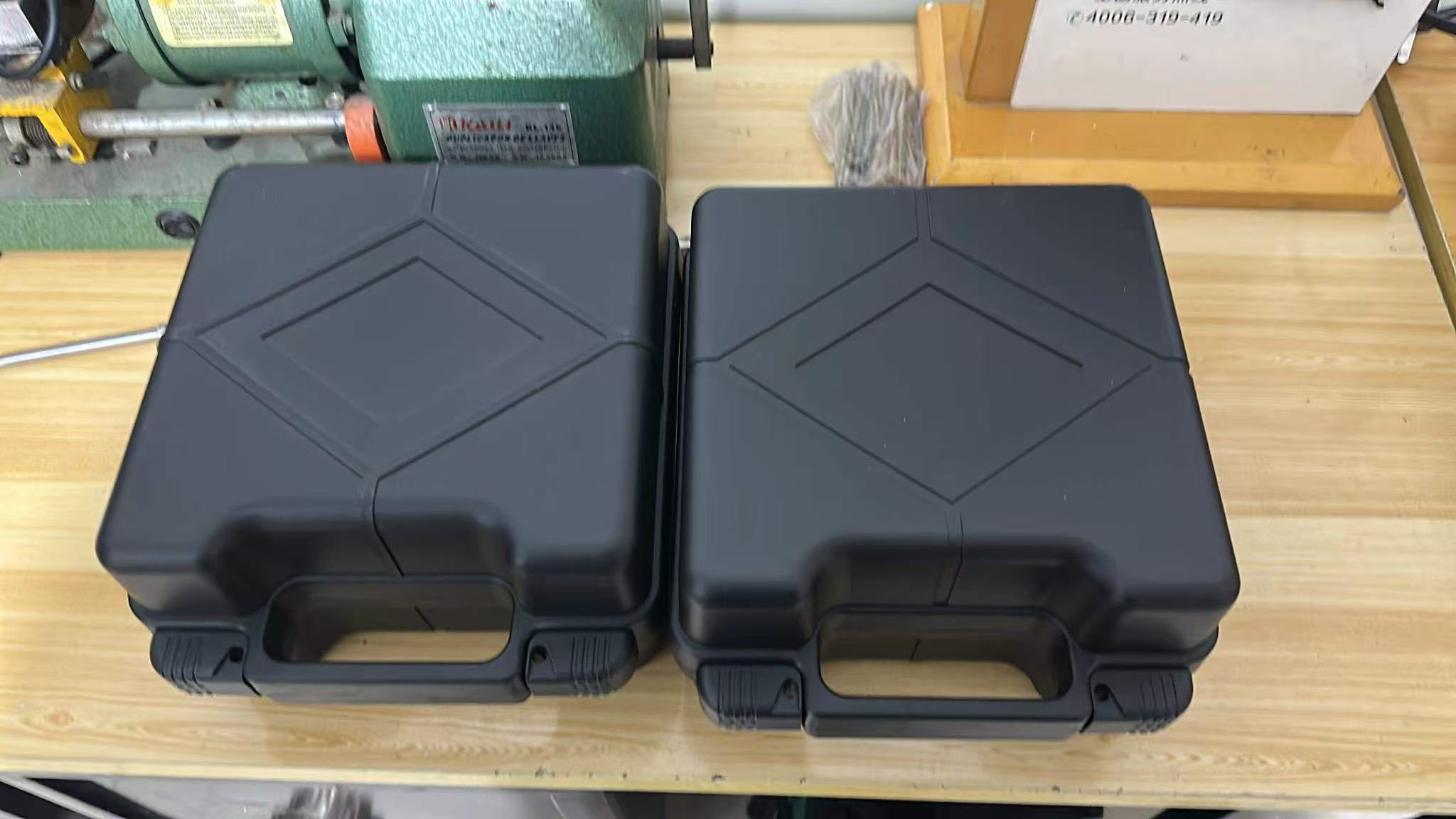 Open the special pickup of the safe.